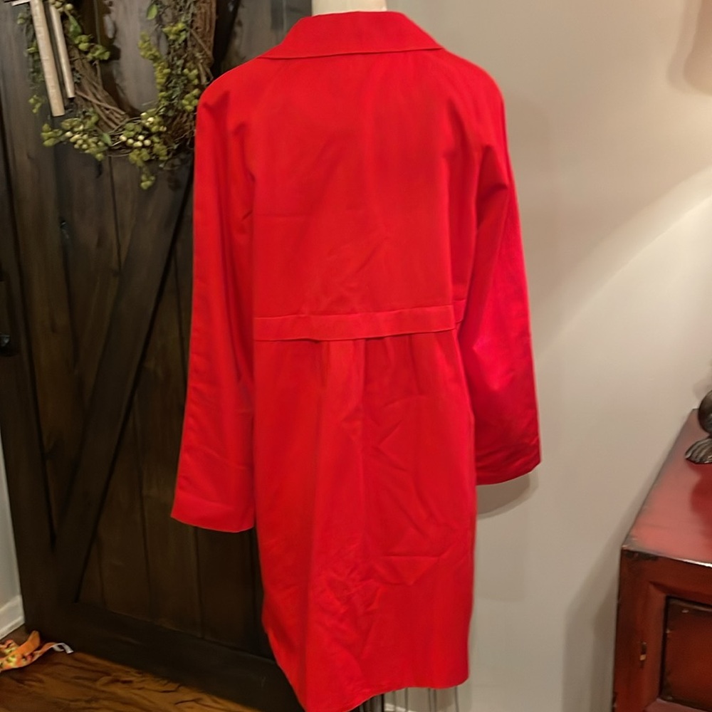 Vibrant Poppy Trench Coat - Picture 7 of 9